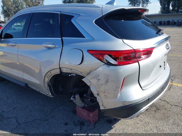 Infiniti 2019 2019 3PCAJ5M19KF116139 Image 18