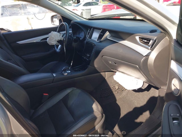 Infiniti 2019 2019 3PCAJ5M19KF116139 Image 5