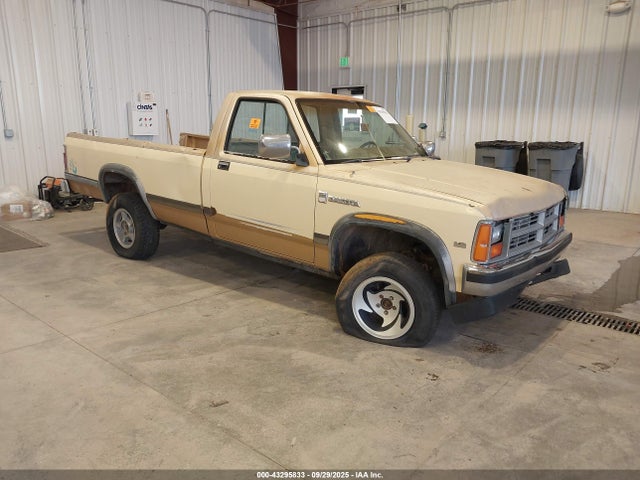 1987 DODGE DAKOTA 1B7GR14M4HS512318