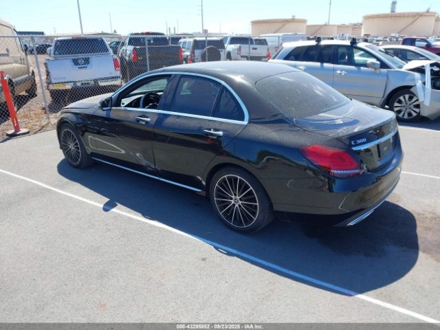 2021 MERCEDES-BENZ C 300 W1KWF8DB4MR644952 Photo 2