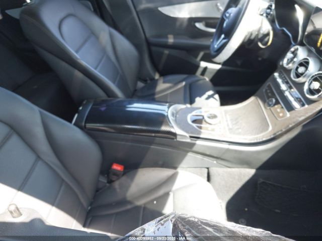 2021 MERCEDES-BENZ C 300 W1KWF8DB4MR644952 Photo 4