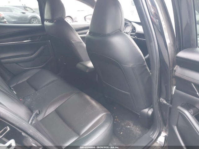 Mazda py 2022 JM1BPAML0N1510770 Image 8