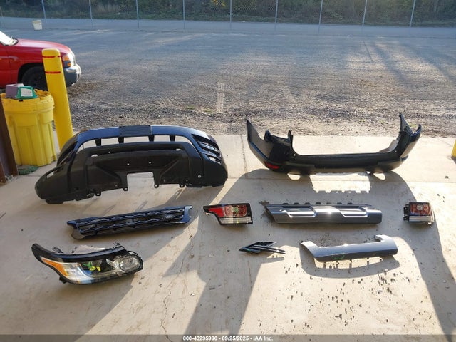 Land Rover s/c lev2 ulev 2017 SALWR2FE0HA134732 Image 12