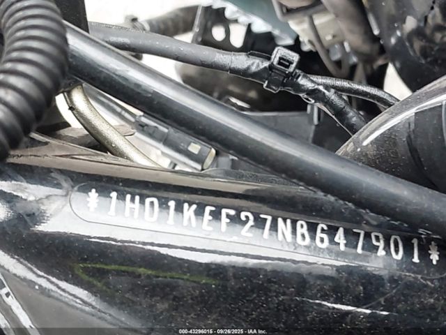 2022 HARLEY-DAVIDSON FLHTK 1HD1KEF27NB647901 Photo 9