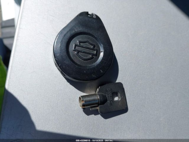 2022 HARLEY-DAVIDSON FLHTK 1HD1KEF27NB647901 Photo 10