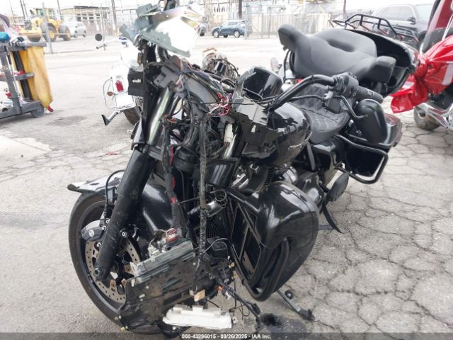 2022 HARLEY-DAVIDSON FLHTK 1HD1KEF27NB647901 Photo 1