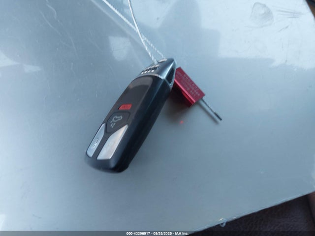 2019 AUDI A4 WAUGMAF45KN008990 Photo 10