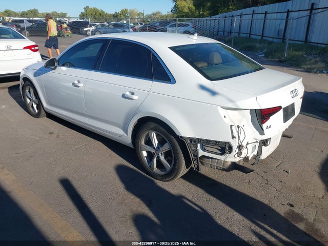 2019 AUDI A4 WAUGMAF45KN008990 Photo 2
