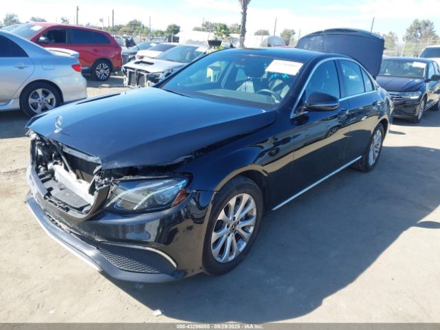 2019 MERCEDES-BENZ E 300 WDDZF4JB9KA587783 Photo 1