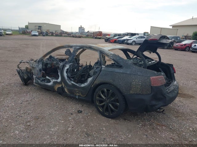 2012 AUDI A6 WAUHGAFC9CN125492 Photo 2