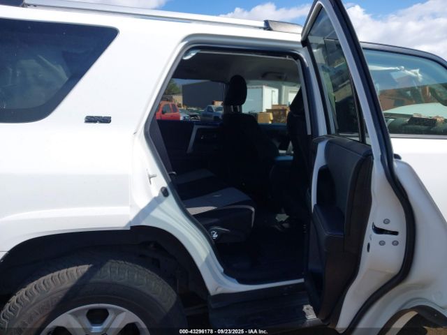 2023 TOYOTA 4RUNNER JTEEU5JR0P5295307 Photo 7