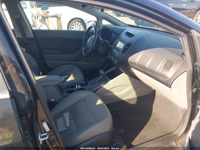 KNAFZ4A8XG5556158 KIA gdi nu