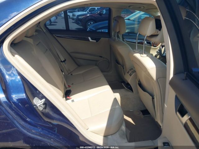 2013 MERCEDES-BENZ C 350 WDDGF5HB7DA758004 Photo 7