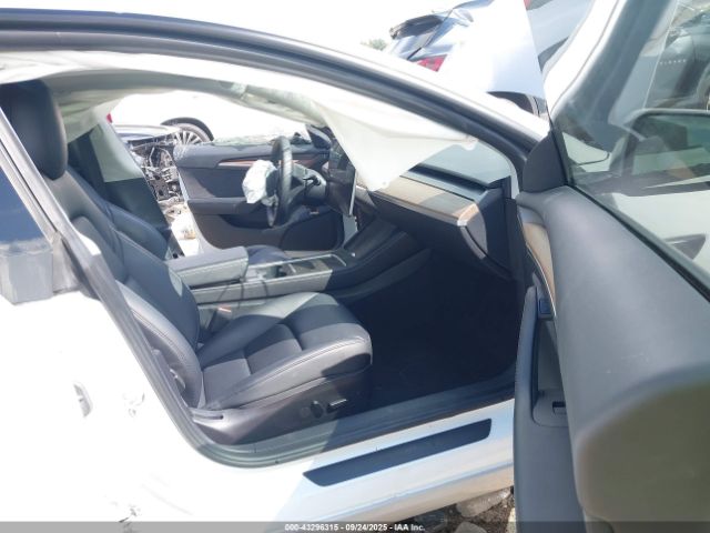 2022 TESLA MODEL 3 5YJ3E1EB7NF314185 Photo 4