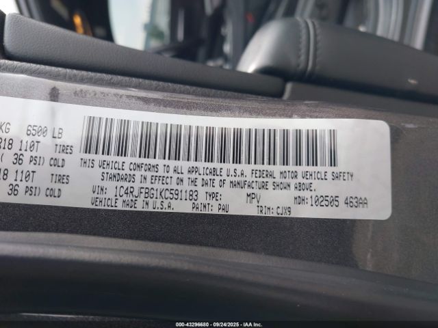 2019 JEEP GRAND CHEROKEE 1C4RJFBG1KC591183 Photo 8