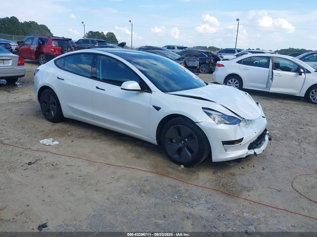 2021 TESLA MODEL 3 5YJ3E1EA4MF084403 Photo 0