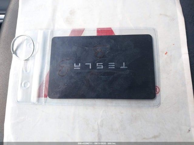 2021 TESLA MODEL 3 5YJ3E1EA4MF084403 Photo 10
