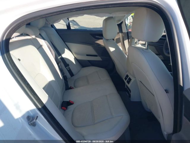 2017 JAGUAR XE SAJAE4BG7HA964092 Photo 7