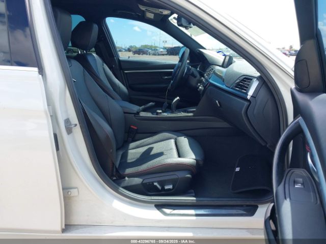 2018 BMW 330I WBA8B9C54JAE22180 Photo 4