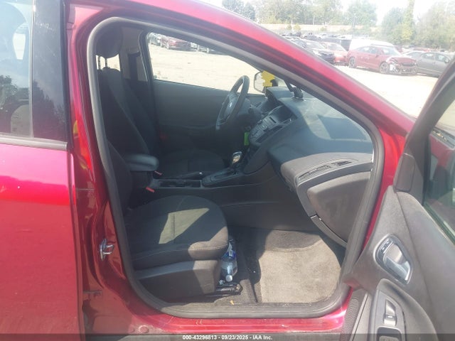 Ford 2016 2016 1FADP3F22GL370999 Image 5