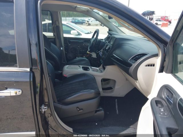 2016 CHRYSLER TOWN & COUNTRY 2C4RC1JG5GR221593 Photo 4