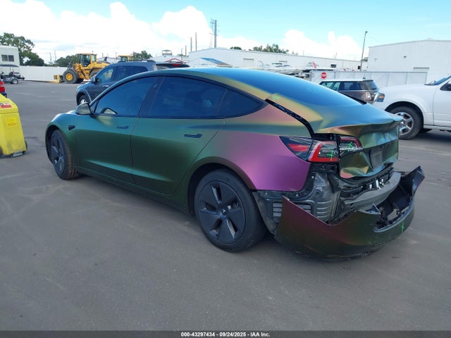 2022 TESLA MODEL 3 5YJ3E1EA9NF324627 Photo 2