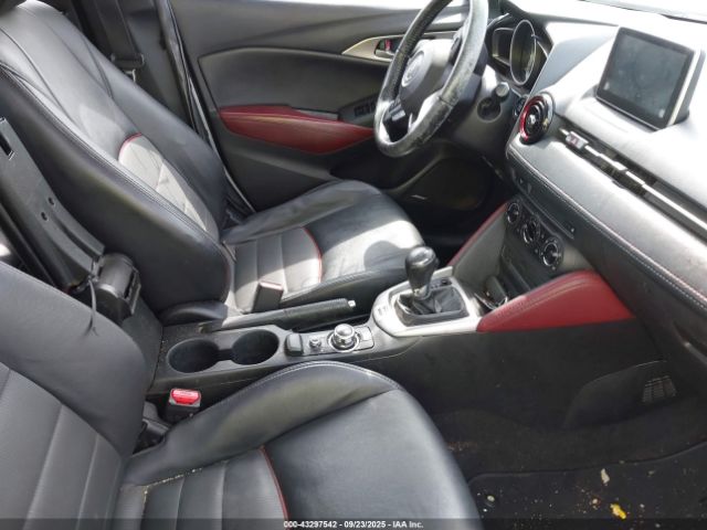 2016 MAZDA CX-3 JM1DKFC74G0130817 Photo 4