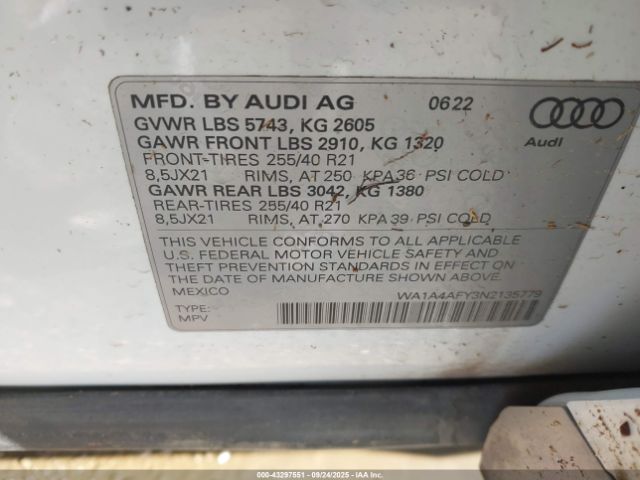 2022 AUDI SQ5 WA1A4AFY3N2135779 Photo 8