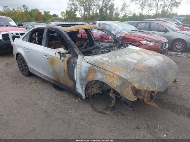 2010 AUDI A4 WAUFFAFL4AN008216 Photo 0