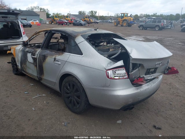 2010 AUDI A4 WAUFFAFL4AN008216 Photo 2
