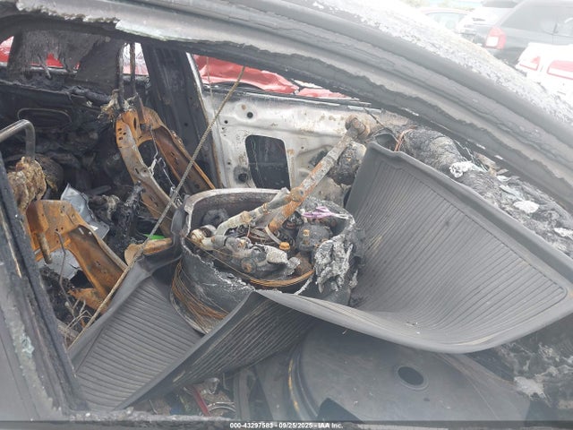 2010 AUDI A4 WAUFFAFL4AN008216 Photo 4