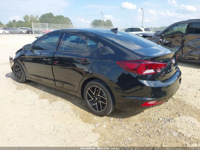 2019 HYUNDAI ELANTRA 5NPD84LF8KH417583 Photo 2