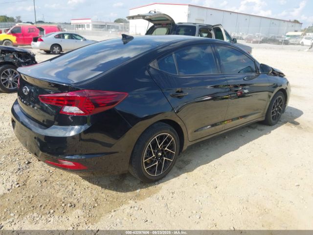 2019 HYUNDAI ELANTRA 5NPD84LF8KH417583 Photo 3