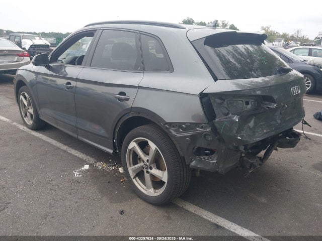 2020 AUDI Q5 WA1ENAFYXL2090867 Photo 2