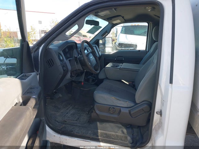 2013 Ford F-450 Chassis Xl მანქანა იყიდება აუქციონზე, vin: 1FDUF4GY5DEA24298, აუქციონის ნომერი: 43297656