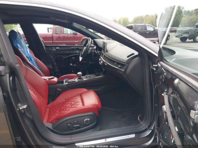 2019 AUDI S5 WAUC4CF53KA000834 Photo 4