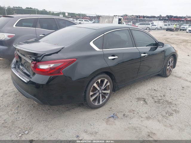 Nissan Altima 2017 1N4AL3AP0HN357482 Image 4