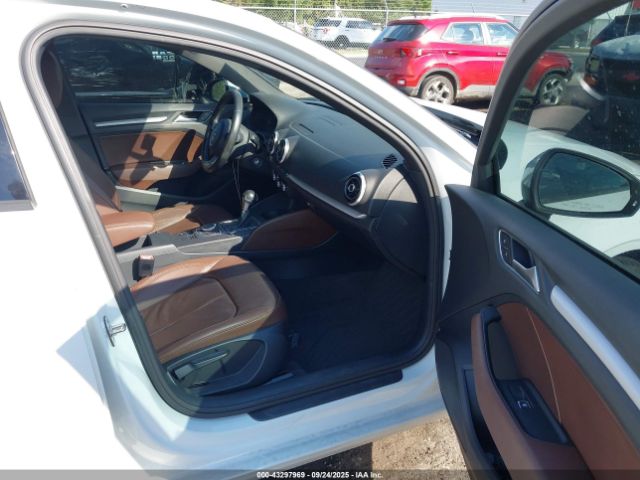 2016 AUDI A3 WAUA7GFF0G1015636 Photo 4