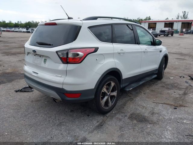 2017 FORD ESCAPE 1FMCU0GD8HUA57928 Photo 3