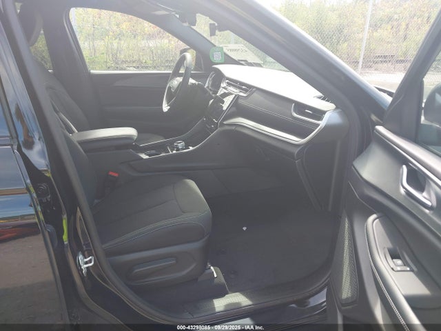 Продажа на аукционе авто 2025 Jeep Grand Cherokee Laredo 4x4, vin: 1C4RJHAG3SC309056, номер лота: 43298085