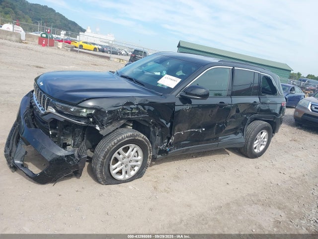 Продажа на аукционе авто 2025 Jeep Grand Cherokee Laredo 4x4, vin: 1C4RJHAG3SC309056, номер лота: 43298085