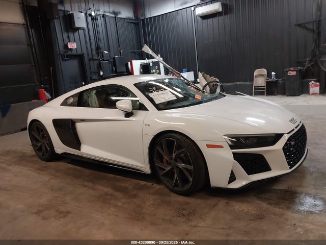 2022 AUDI R8 WUACEAFX8N7900462 Photo 0