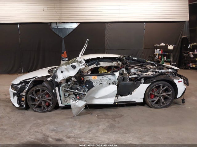 2022 AUDI R8 WUACEAFX8N7900462 Photo 5