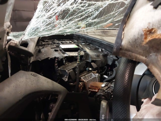 2022 AUDI R8 WUACEAFX8N7900462 Photo 6