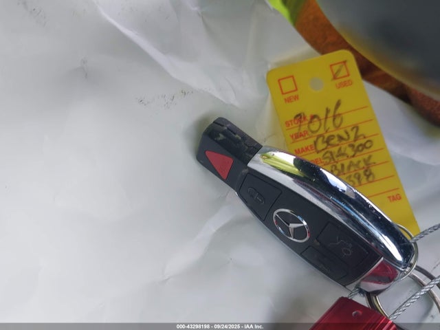 Mercedes-Benz SLK-Class 2016 WDDPK3JA6GF119637 Image 11
