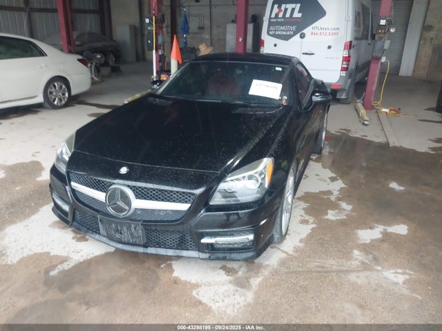 Mercedes-Benz SLK-Class 2016 WDDPK3JA6GF119637 Image 12