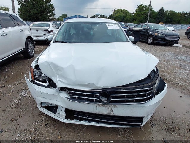 Auction sale of the 2016 Volkswagen Passat 1.8t S, vin: 1VWAS7A31GC034034, lot number: 43298202