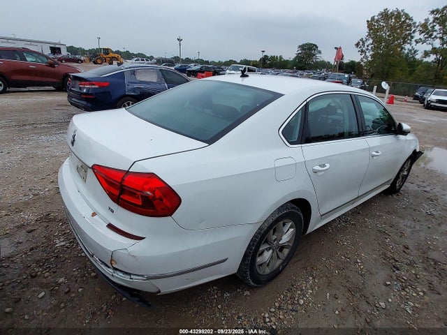 Auction sale of the 2016 Volkswagen Passat 1.8t S, vin: 1VWAS7A31GC034034, lot number: 43298202