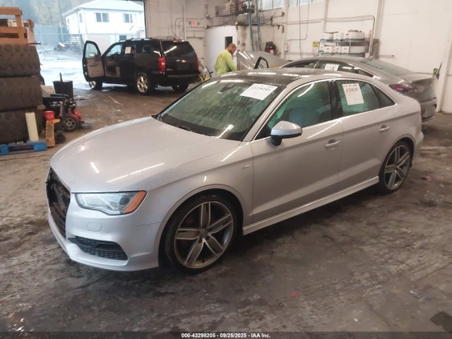 2016 AUDI A3 WAUK8GFF1G1005568 Photo 1