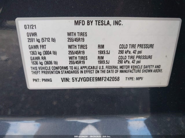 2021 TESLA MODEL Y 5YJYGDEE9MF242058 Photo 8